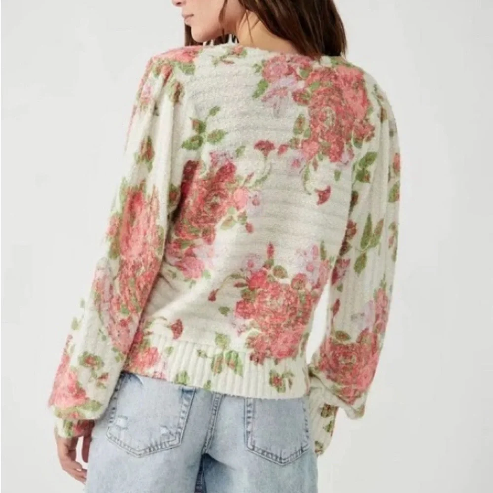 Free People Bed of Roses Sweater SZ M - Picture 4 of 11